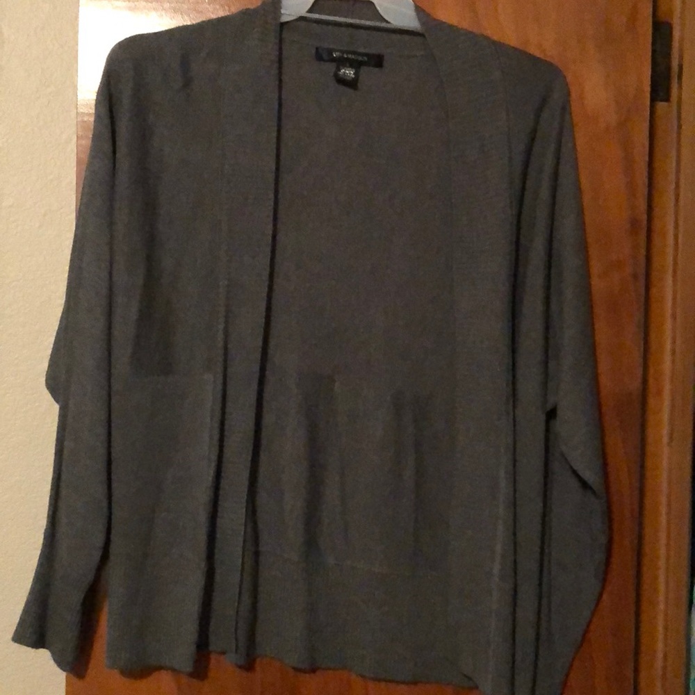 Women’s long sleeve cardigan
